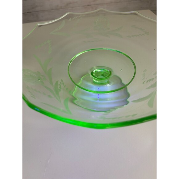 Vintage Green Depression Uranium Glass 10" etched Floral Cake Stand 10" - Picture 1 of 15
